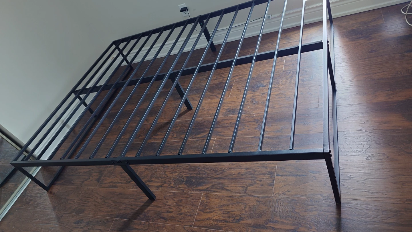Queen Size Black Metal Platform Bed Frame - photo 2