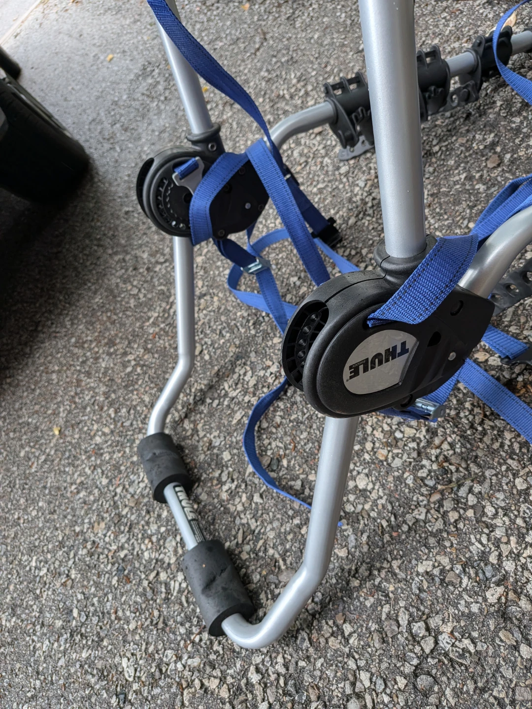 Thule Bike Rack - photo 4