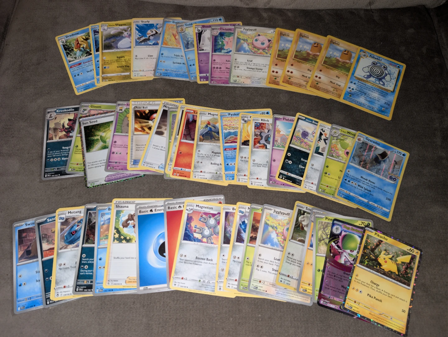 Lot of pokemon cards