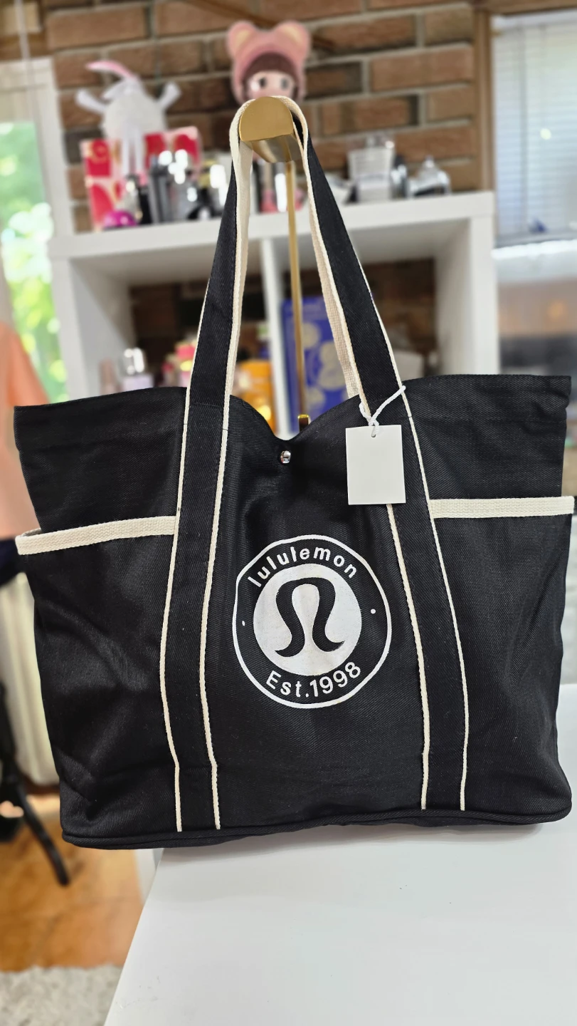 Lululemon BlackTote Bag