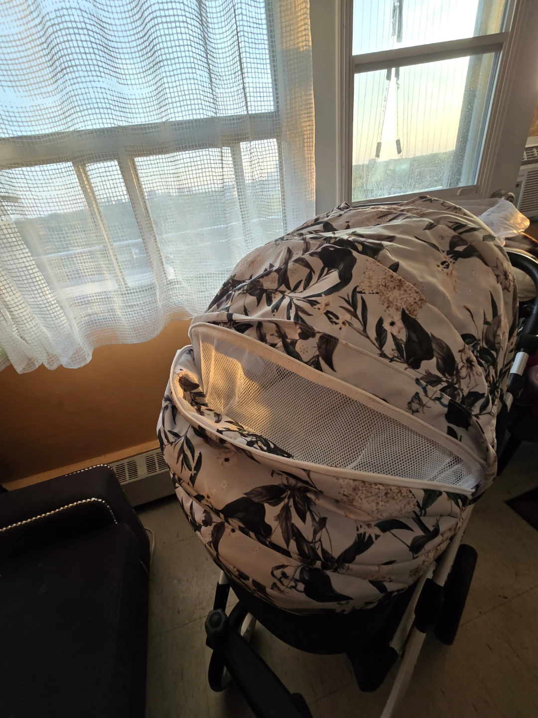 Color Lux Stroller Travel System with Bassinet & Car Seat - photo 3