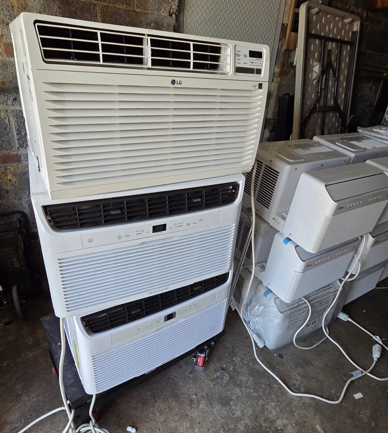 LG THROUGH-THE-WALL AC'S - photo 5