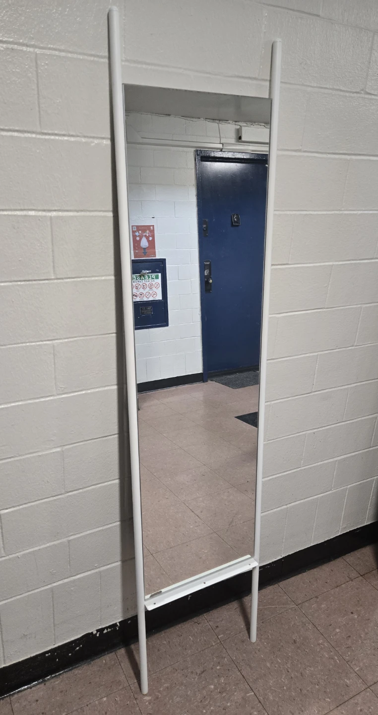 White Standing Mirror - photo 2