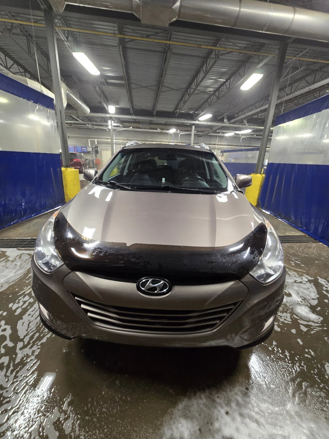 2011 Hyundai Tucson SUV - photo 2