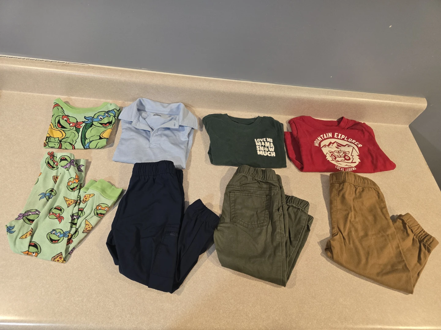 Boys' Clothes Lot: Tees and Pants size 2T
