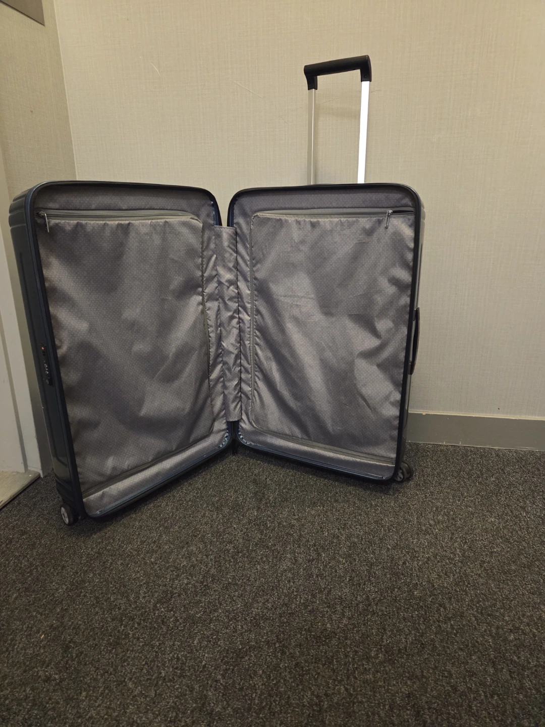 Samsonite Neopulse Hardshell Spinner Suitcase - photo 3