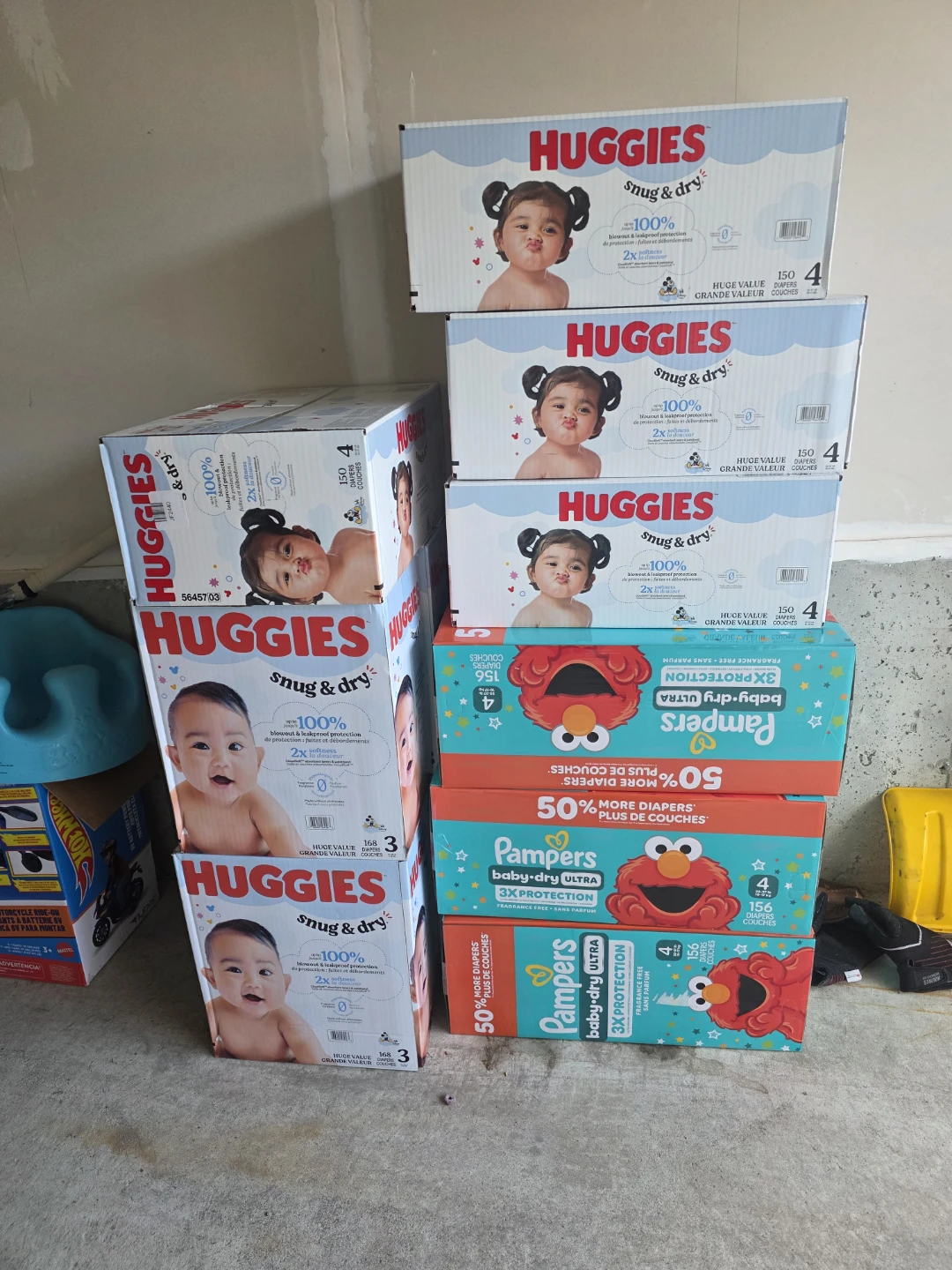 Huggies & Pampers Diapers - size 3 and size4