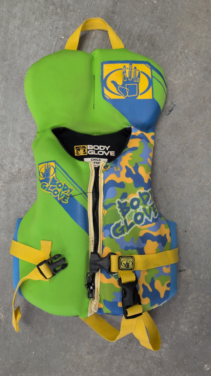 Body Glove Child Life Jacket