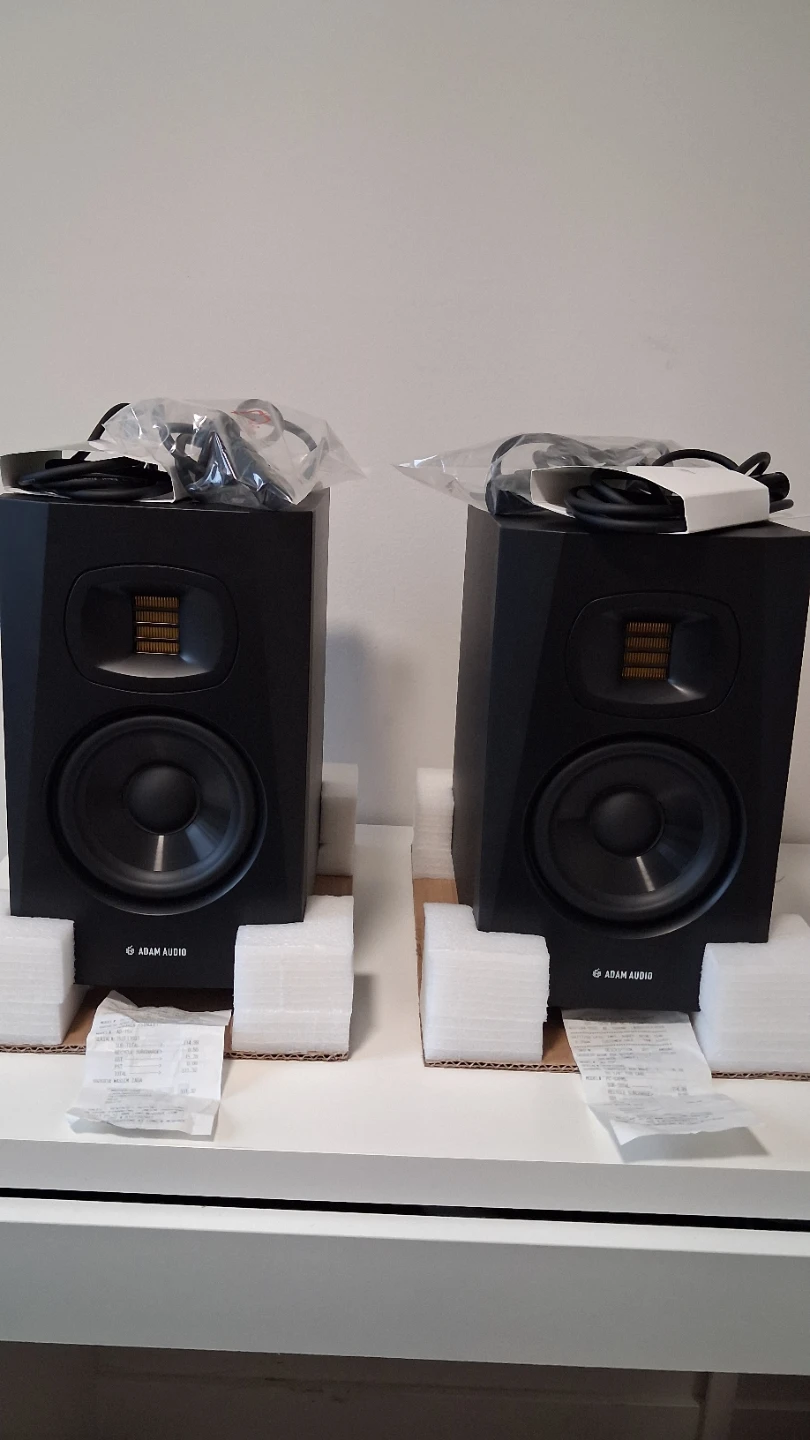 Adam Audio T5V Active Nearfield Monitors
