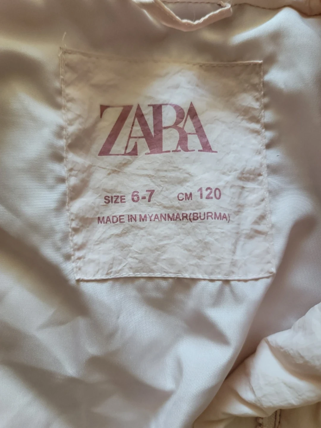 Zara Puffer Jacket Pink Size 6-7 CM 120 - photo 2