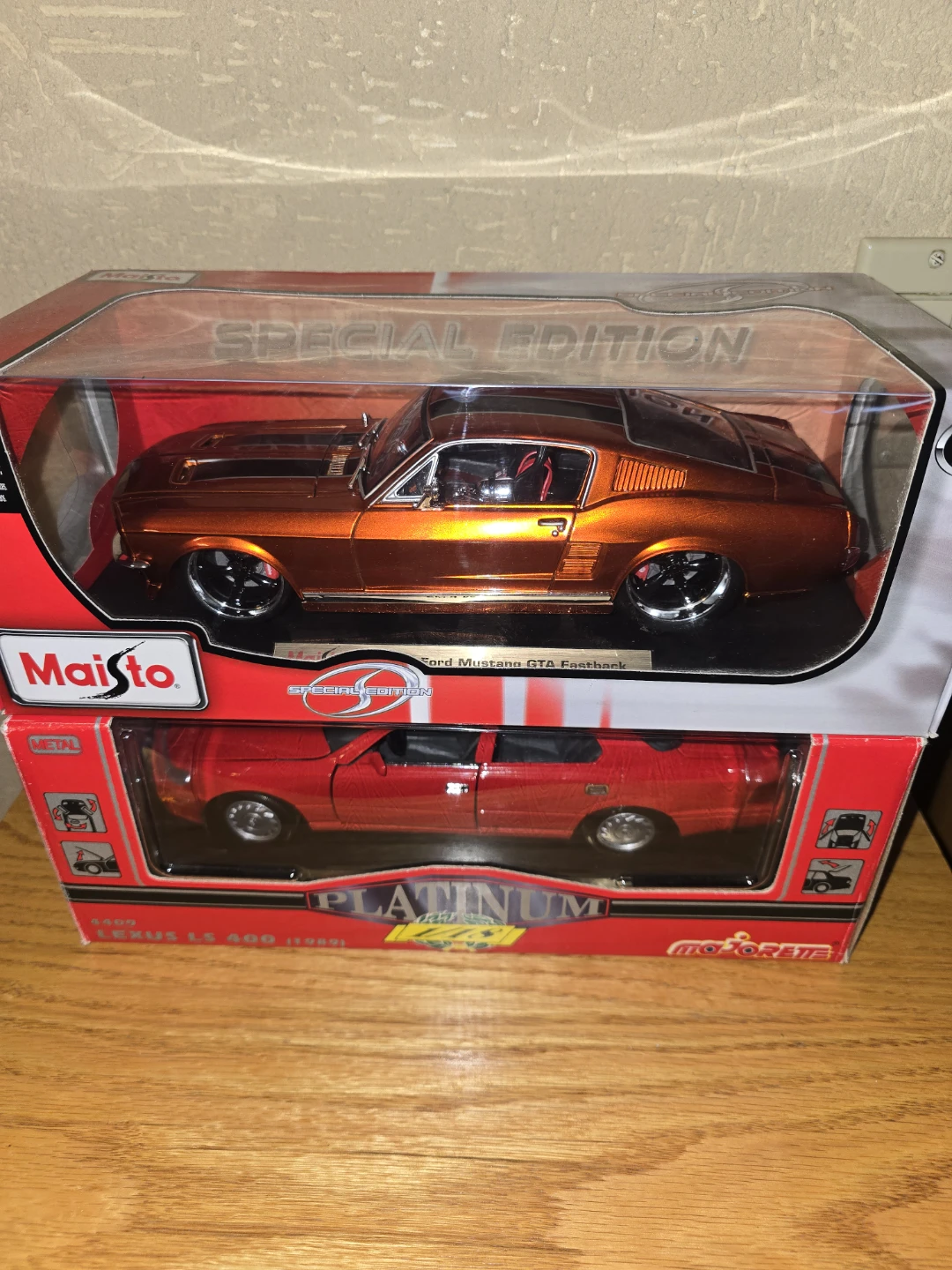 Maisto Ford Mustang GTA Fastback & Lexus LS 400 Diecast Cars