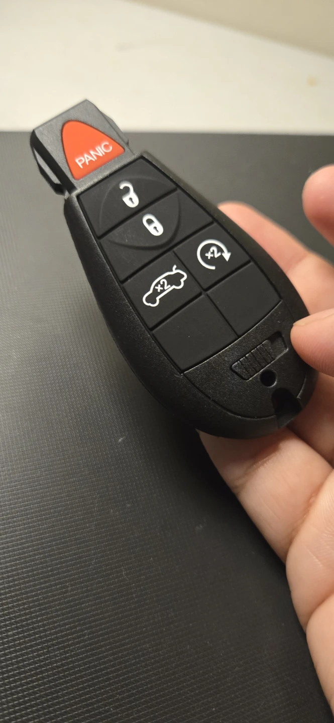 2008 - 2019 Dodge / Ram /Chrysler Key Fob brand new - photo 3