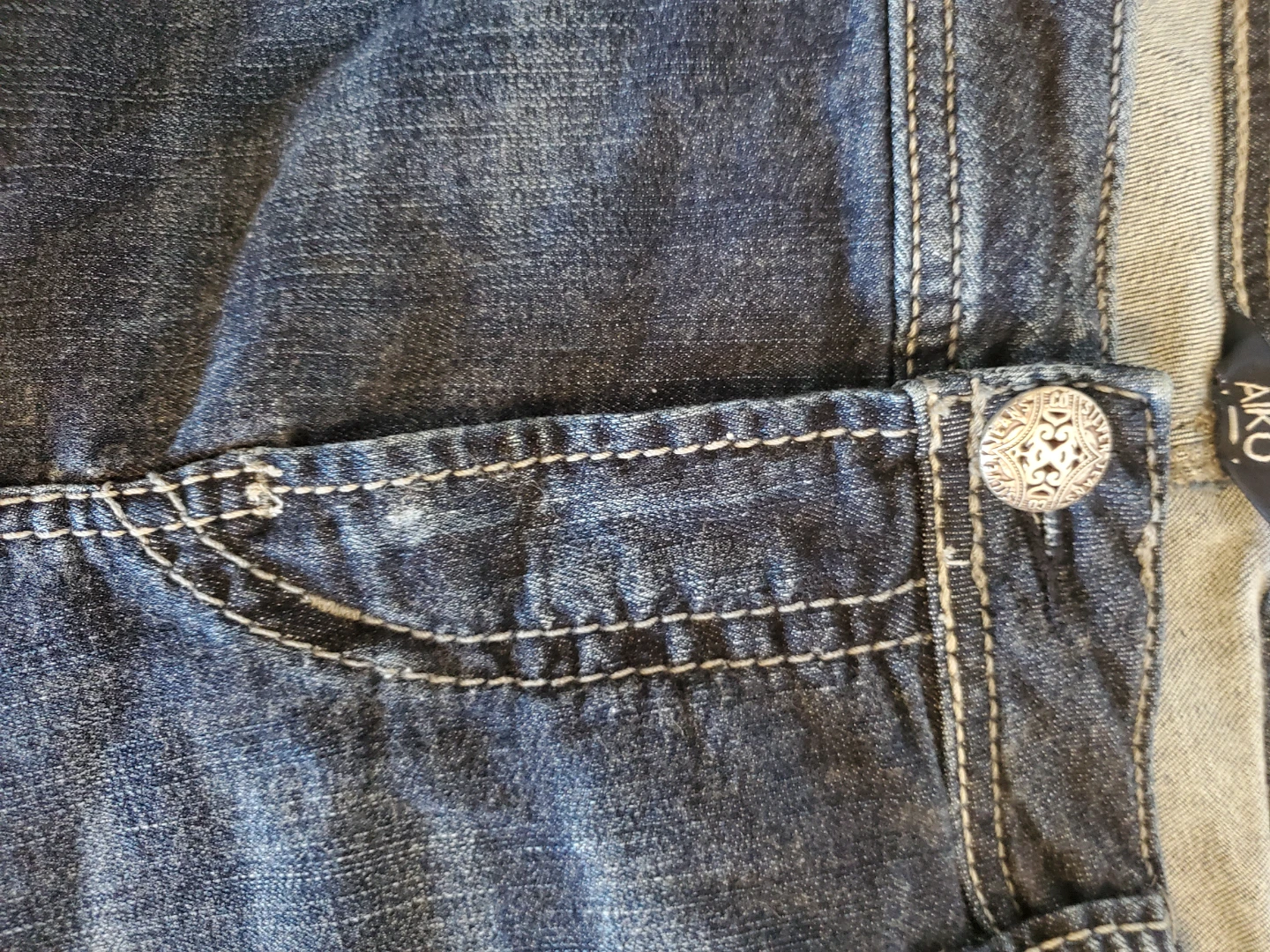 Silver Jeans Co. Aiko Mid-Rise Capri Jeans - photo 4