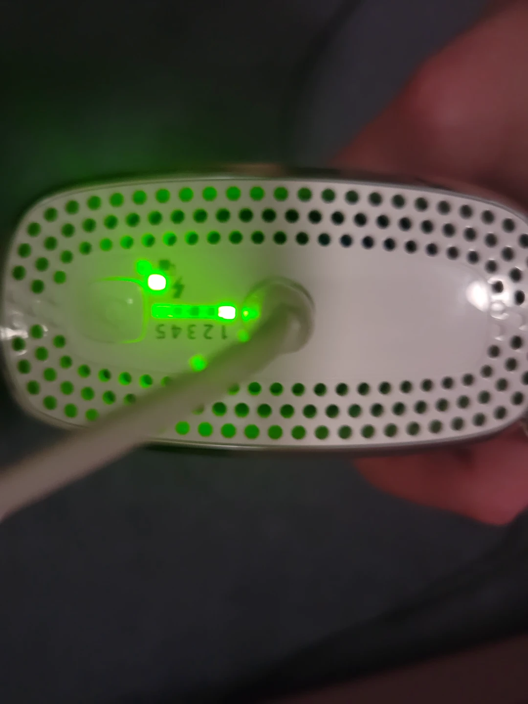 Silk'n Hair Removal Device with Charger - photo 2