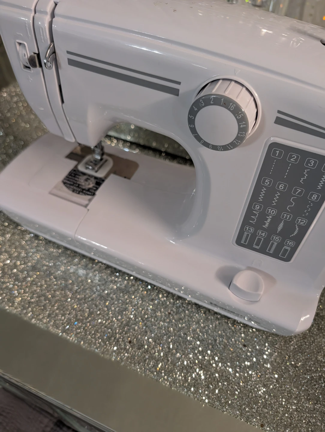 White Homestyles Sewing Machine - photo 3