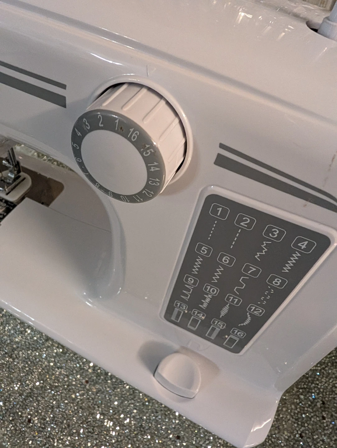 White Homestyles Sewing Machine - photo 4