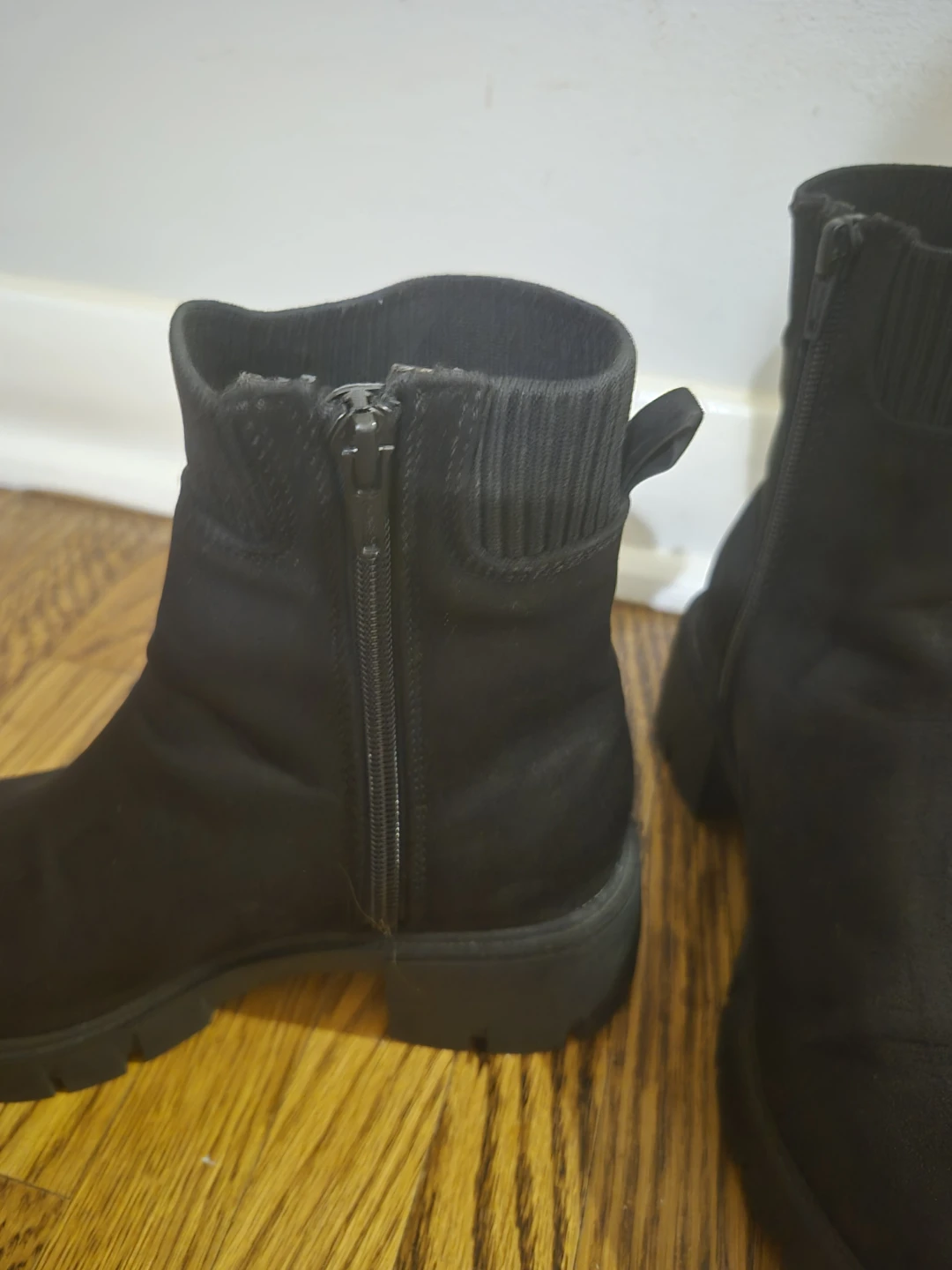 Time and Tru Black Suede Ankle Boots Size 7 - photo 2