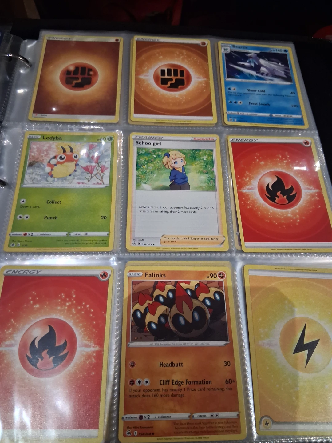 200 POKEMON CARDS IN BINDER - photo 4
