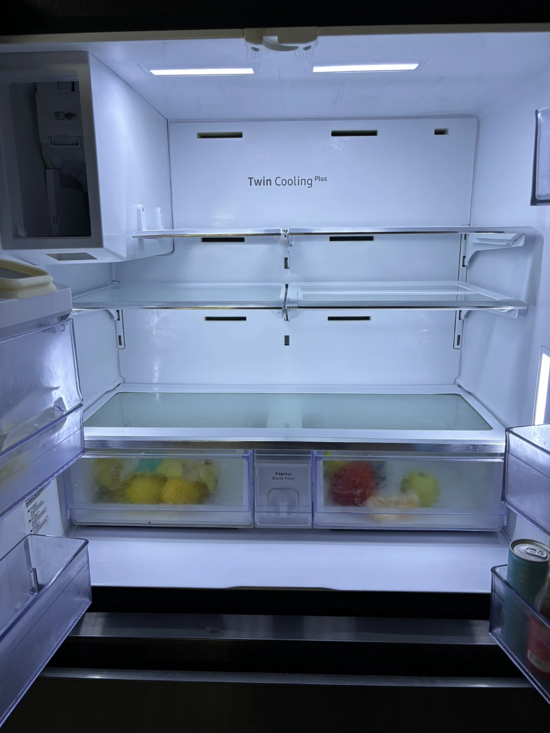 Samsung Refrigerator - Twin Cooling Plus - photo 3
