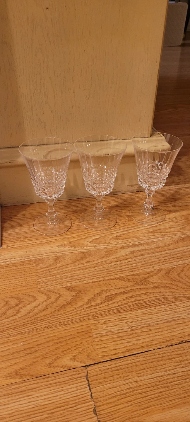 Crystal Wine Glasses Set of 3