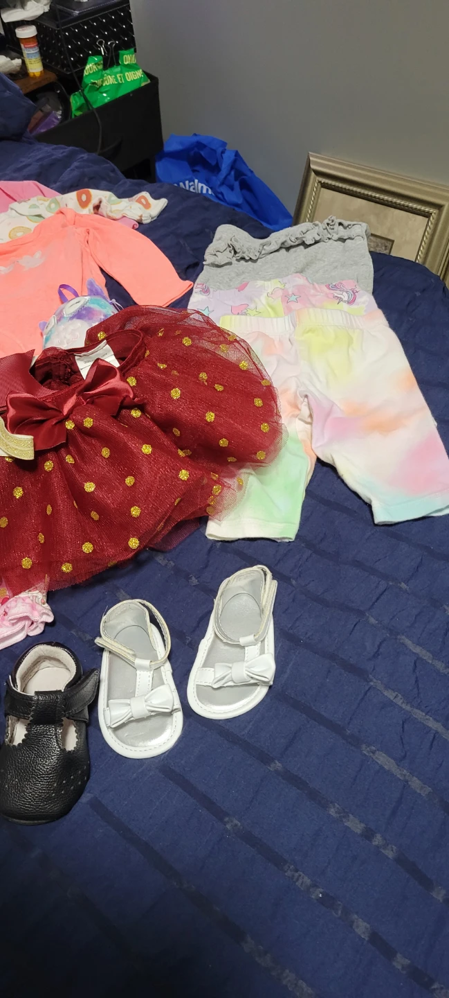 Baby girl clothing and footwear bundle - photo 3