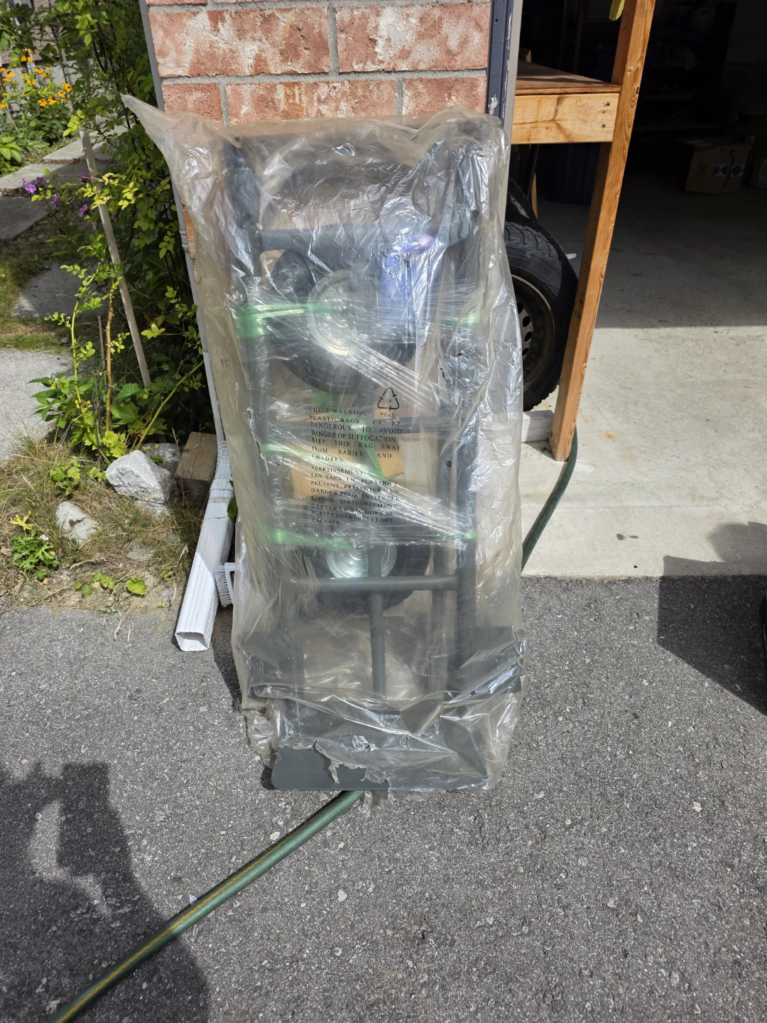 BNIP heavy duty convertible hand truck - photo 2