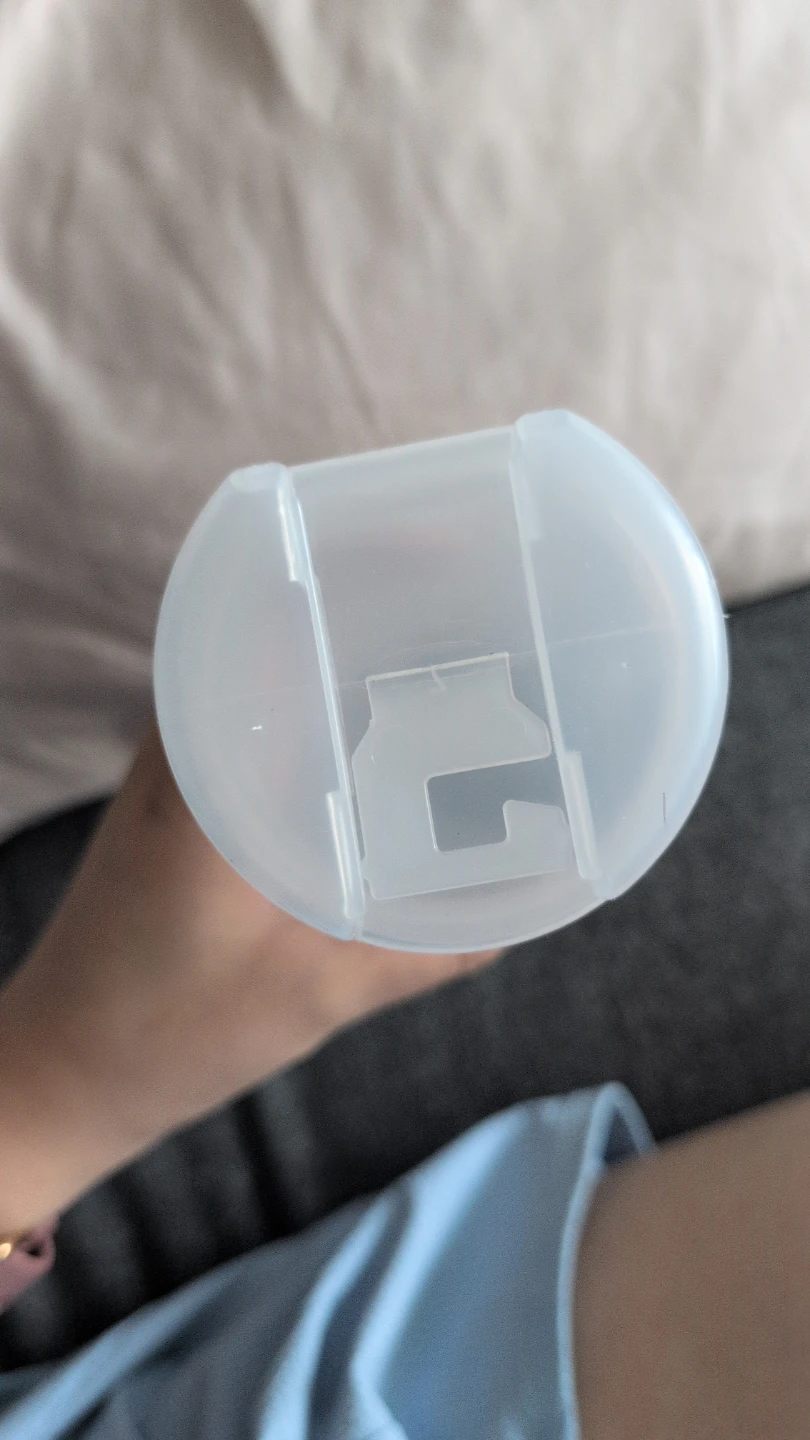 Clear plastic holder - photo 2