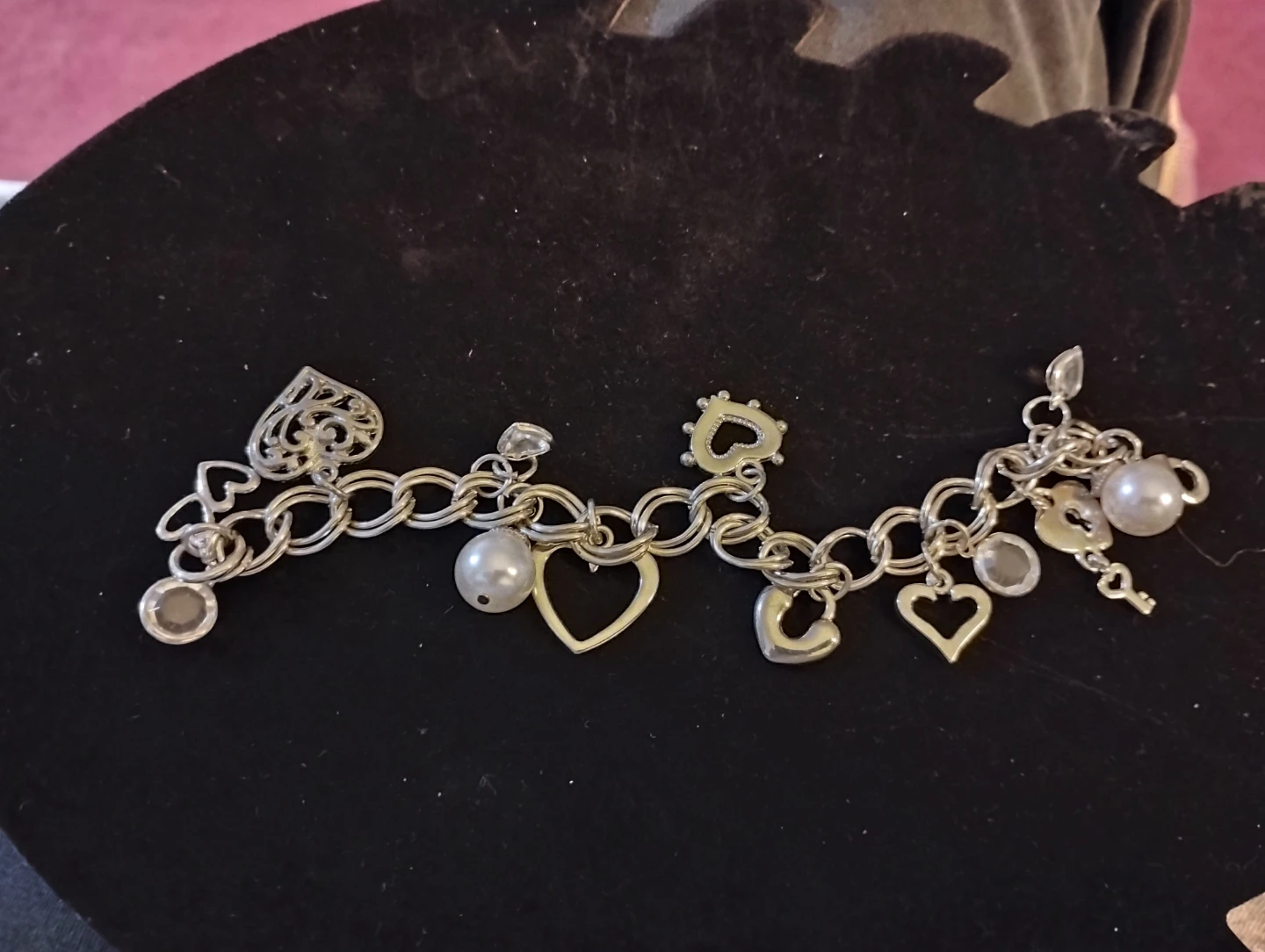 Silver Plated Charm Bracelet with Hearts and Pearls - photo 3