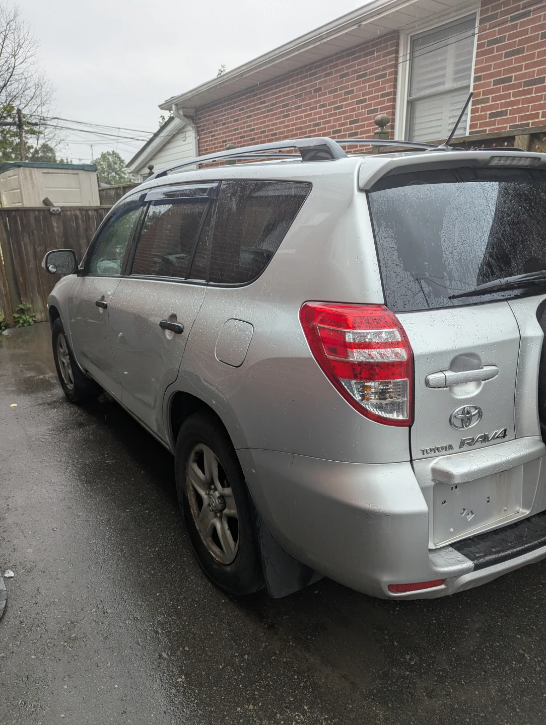 2009 Toyota RAV4 4 cylinder - photo 4