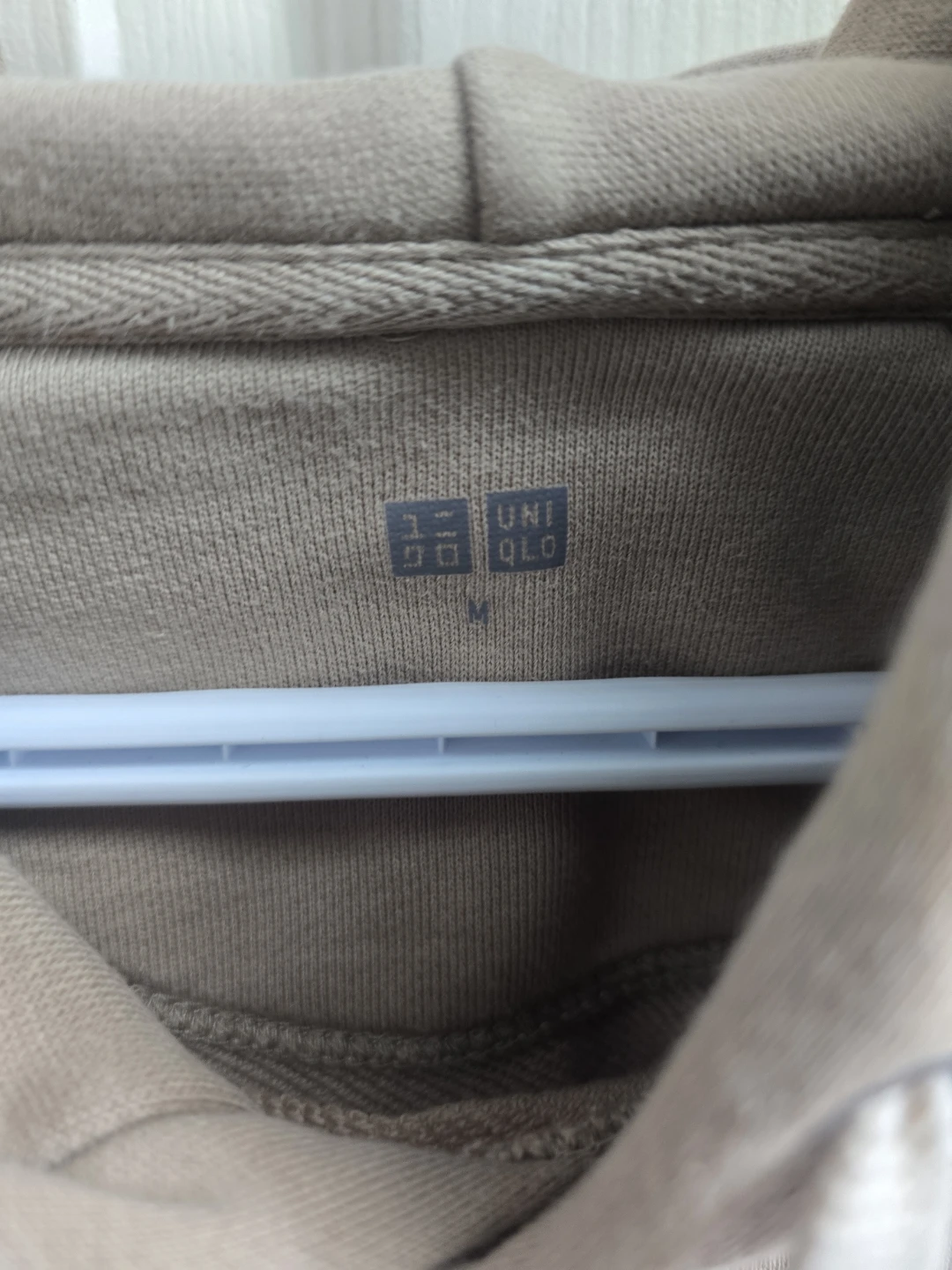 Uniqlo Beige Hoodie - Size M - photo 2