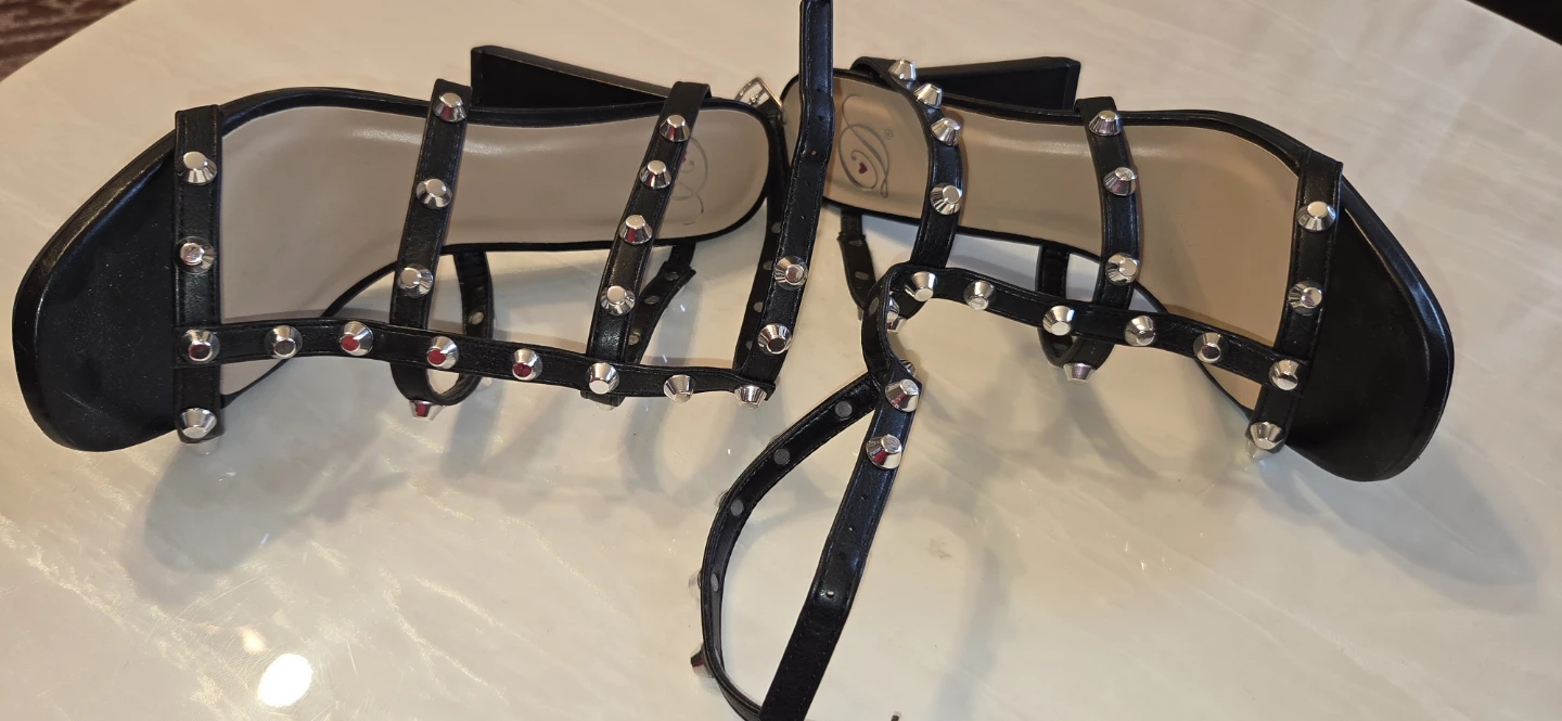 Black Studded Heeled Sandals Size 7 - photo 3