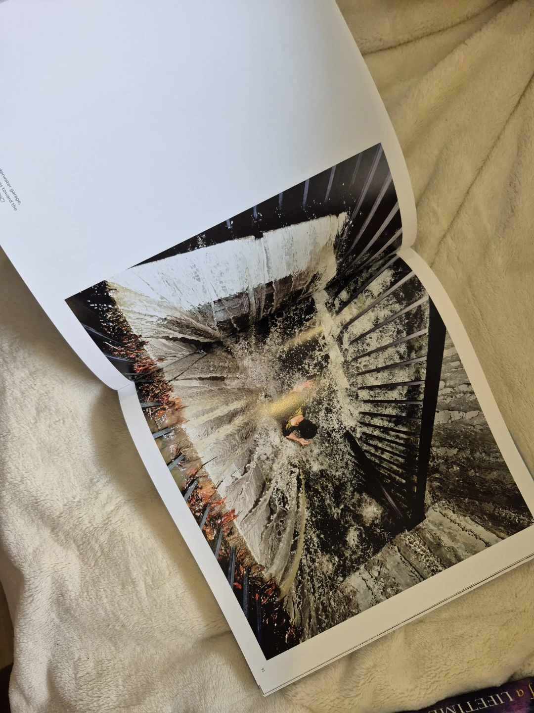 National Geographic Spectacle - photo 5