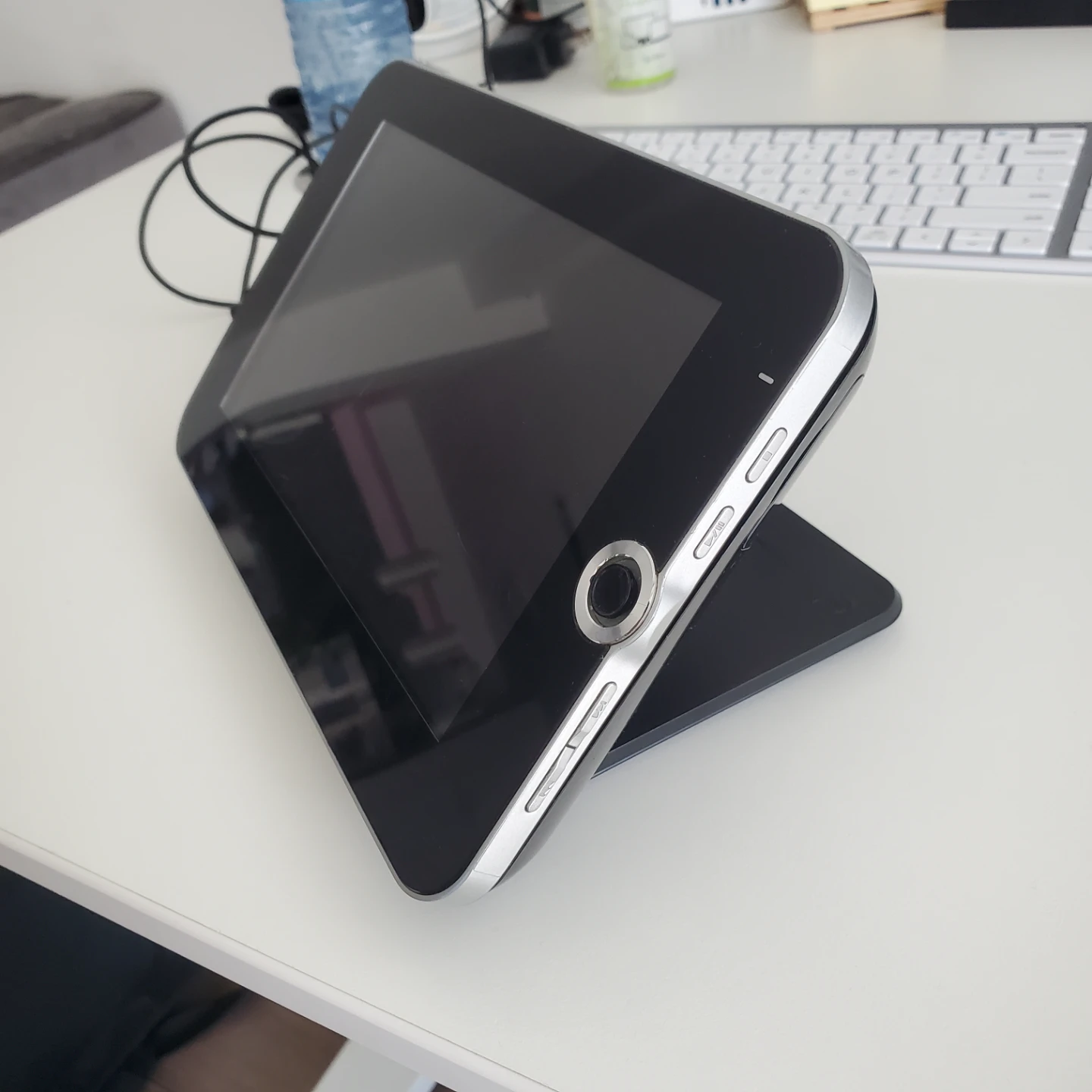 LG Portable DVD Player - photo 3