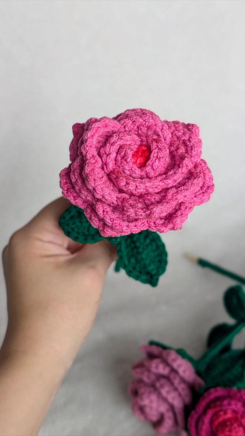 Beautiful Crochet Rose flowers - photo 2