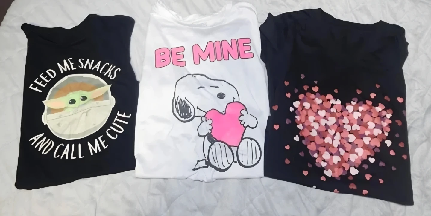 3 Graphic sleepwear T-Shirts Bundle (Baby Yoda, Snoopy, Hearts)