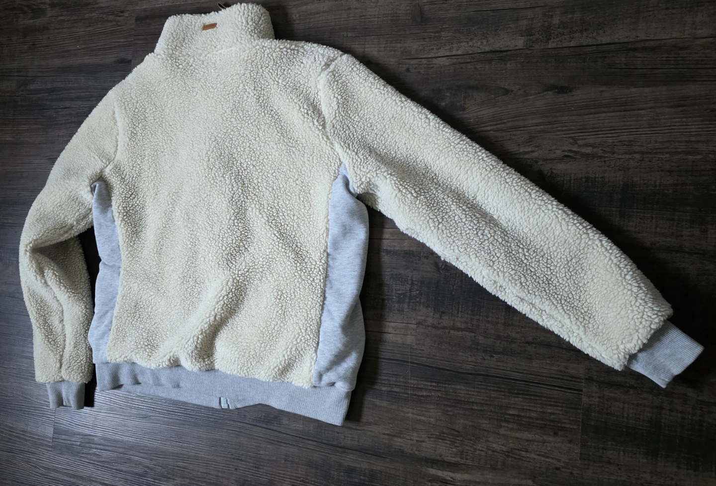 WANAKOME Cream Sherpa zip up Ladies size Large - photo 4