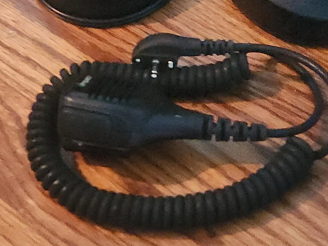 Vertex Standard Two-Way Radios (2 Pack) - photo 2