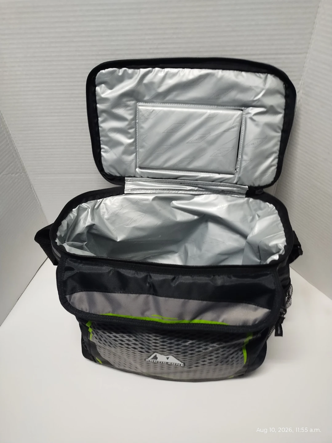 🧊  Arctic Zone Insulated Cooler Bag – Backsaver Shoulder Strap - photo 2