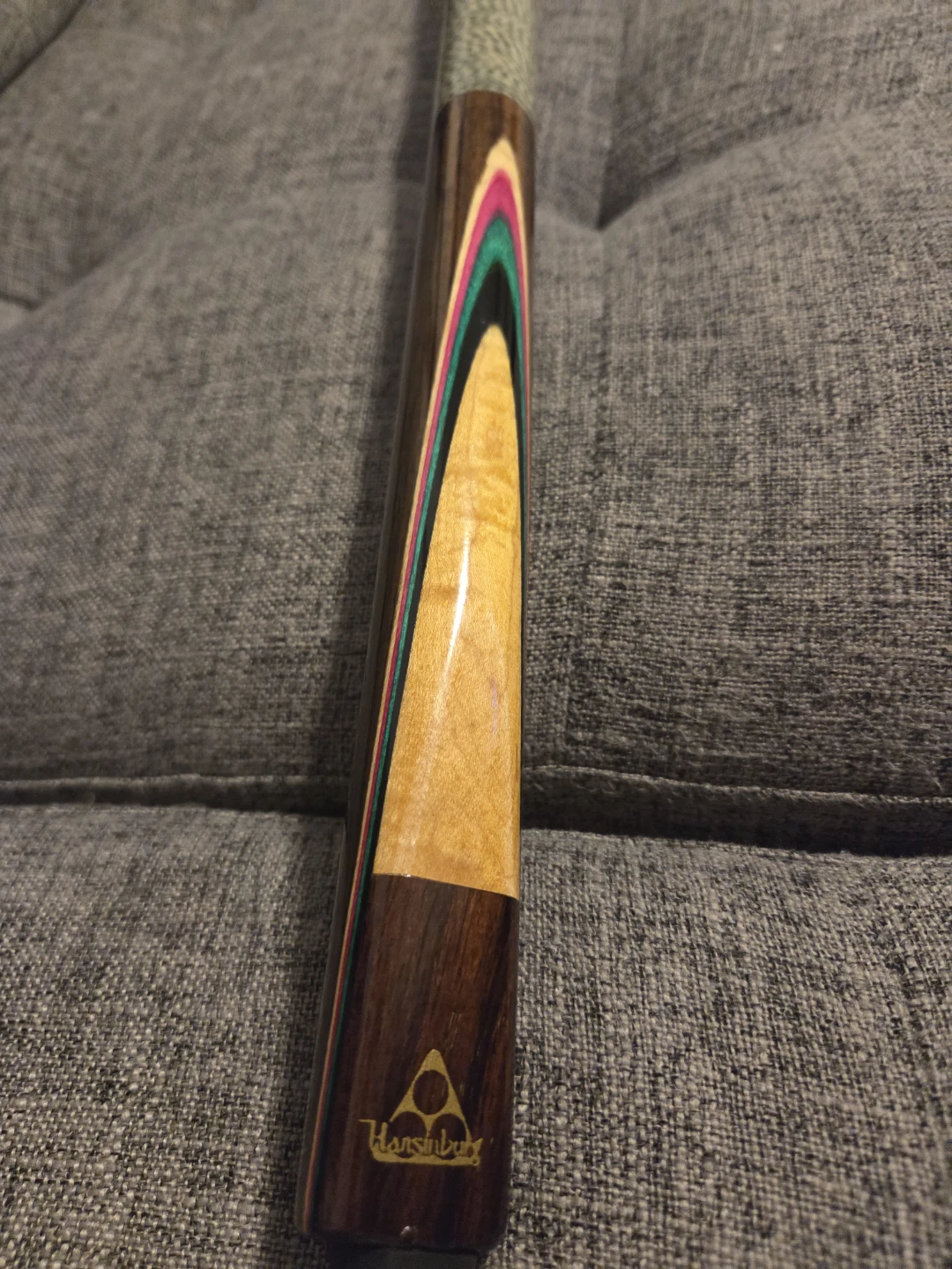 Hanbat Plus Rainbow Billiard Cue with Dufferin Case
