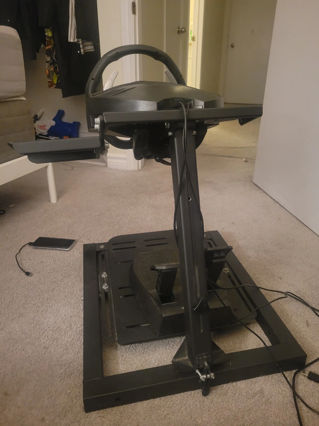Ferrari PlayStation thrustmaster wheel with pedals and stand - photo 3