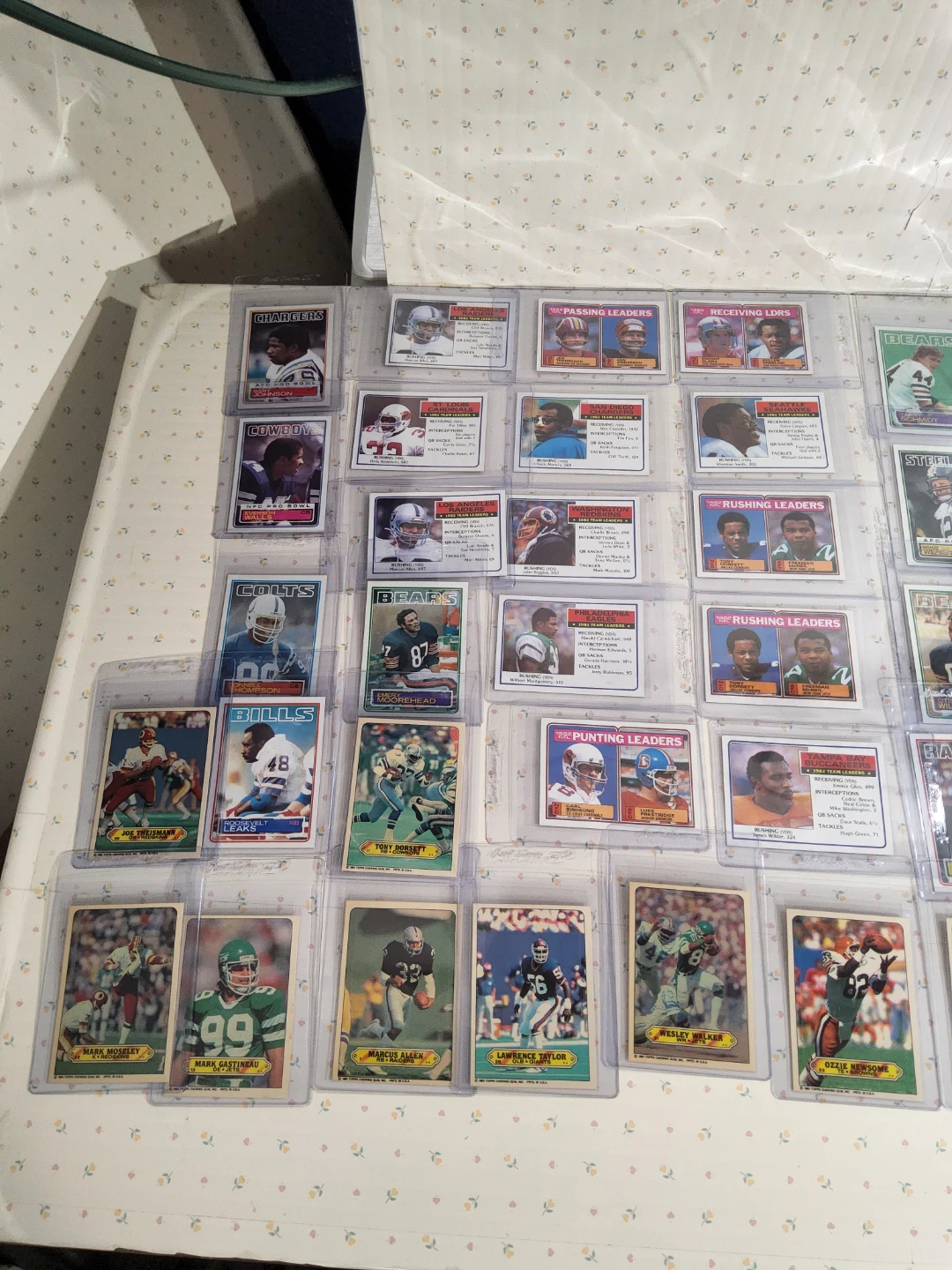 Sport Cards Collection NFL MLB Topps 1983 PSA 10 lot 7 - photo 5