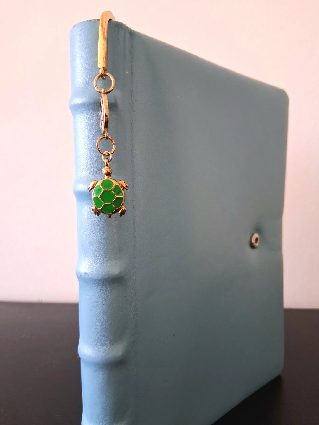 Turtle 🐢 Charm Bookmark - photo 2
