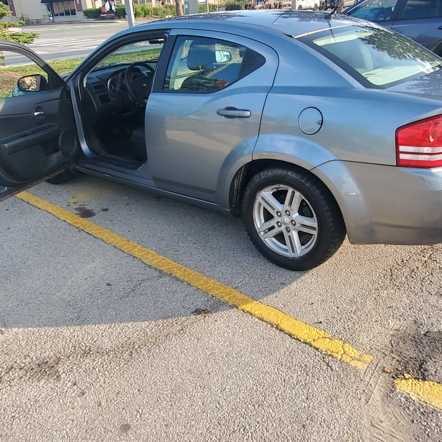 Dodge Avenger - photo 2