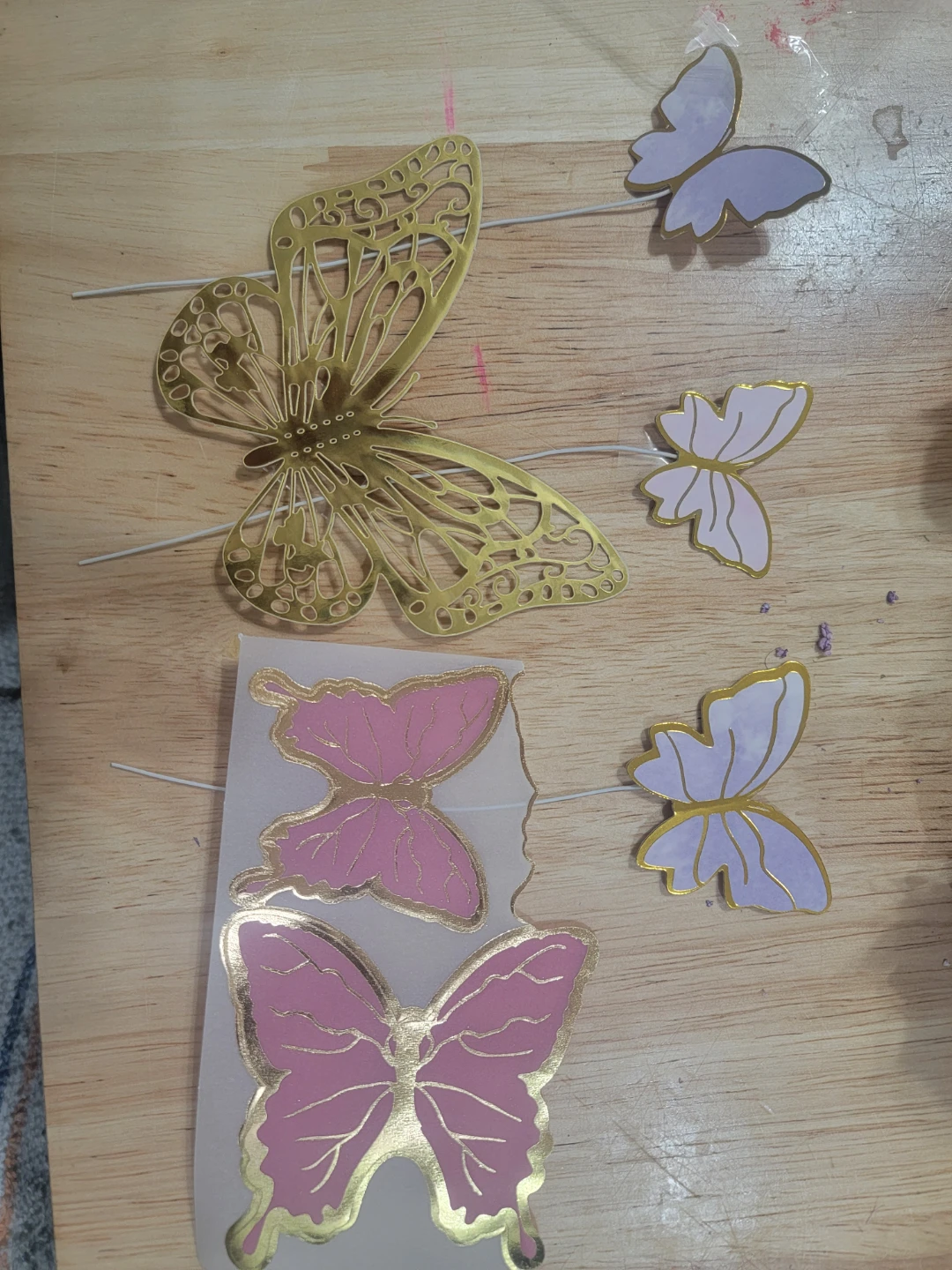 Party Decorations: Foil Fringe Curtains & Butterfly Cutouts - photo 2