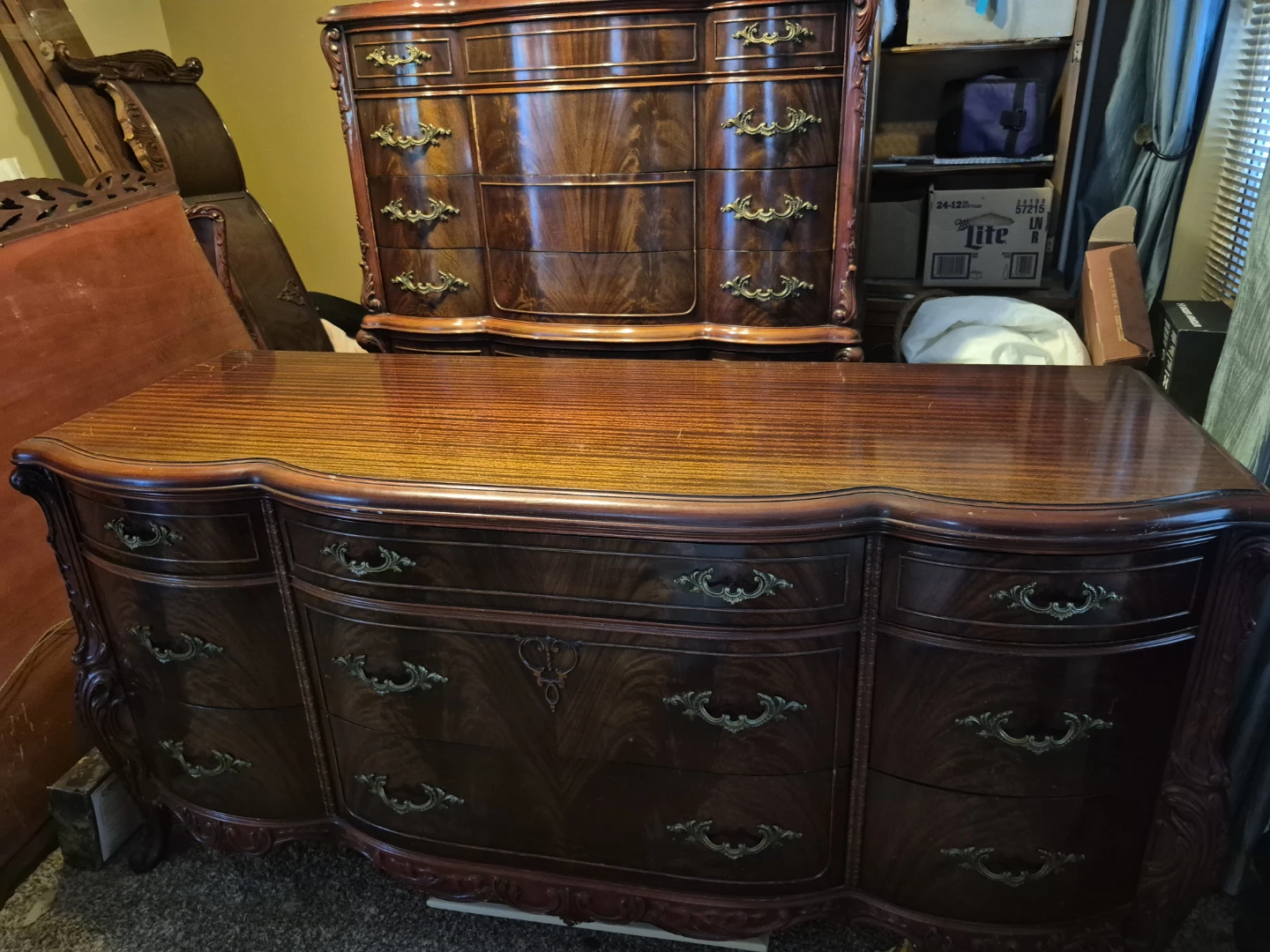 Antique Flame Mahogany bedroom set