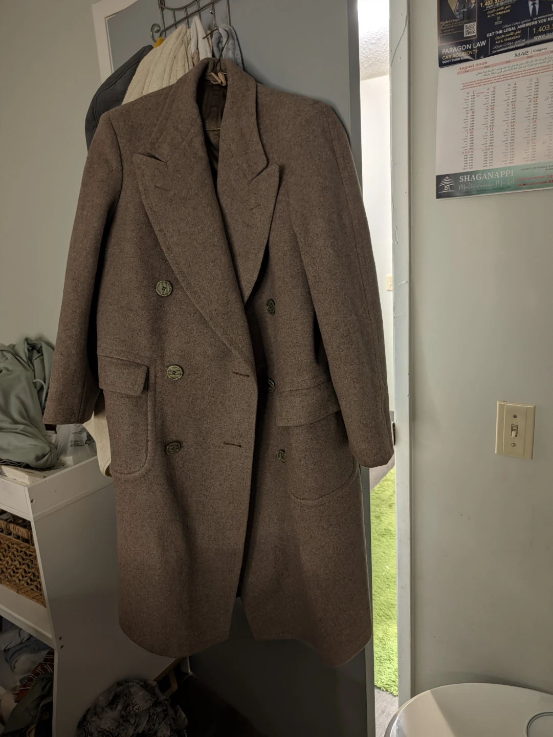 Is good condition size large for men's - photo 3