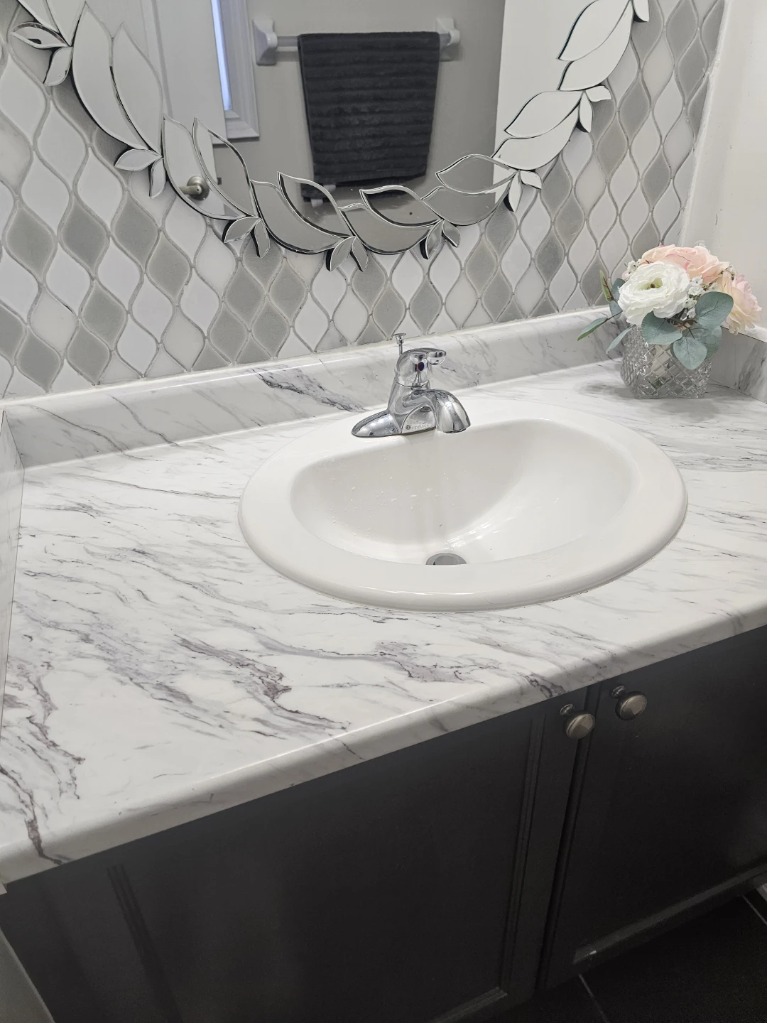 Bathroom Vanity Countertop and sinks - photo 4