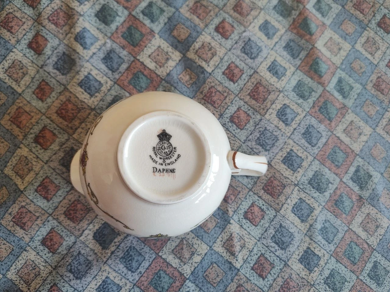 Vintage Royal Worcester Daphne Fine Bone China Creamer Jug - photo 3
