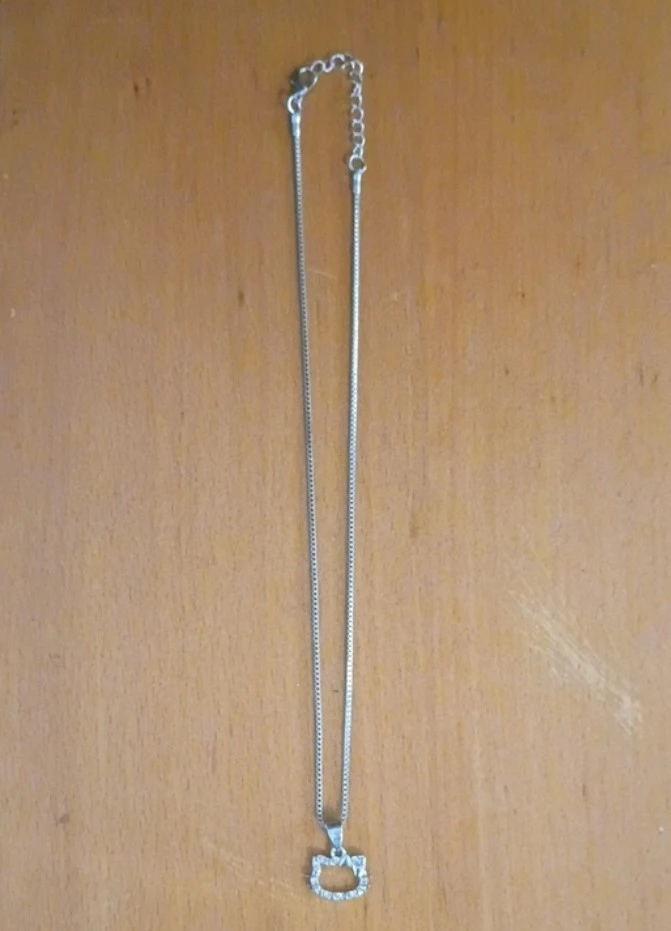 Hello Kitty necklace