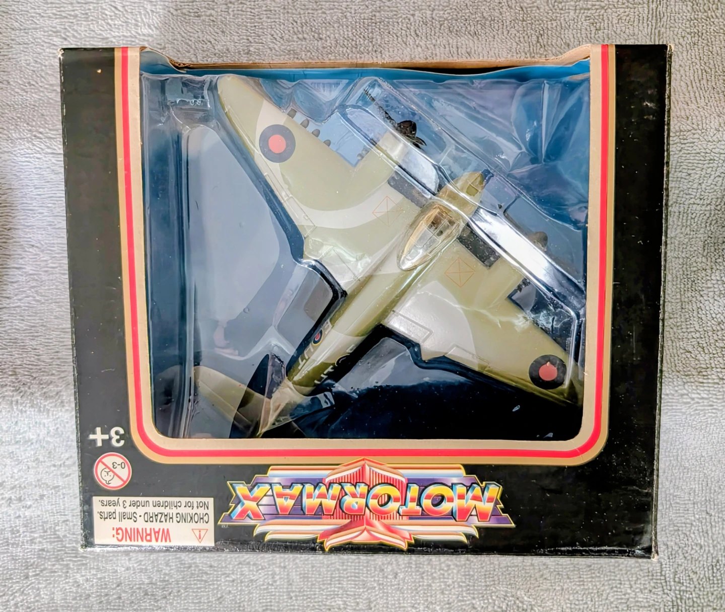 Motormax deHavilland mosquito Die-cast Airplane Toy